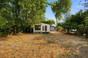 403 Blackson Ave, Austin, TX 78752 - Photo 32