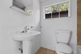 403 Blackson Ave, Austin, TX 78752 - Photo 28