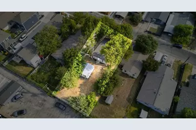 403 Blackson Avenue, Austin, TX 78752 - Photo 34