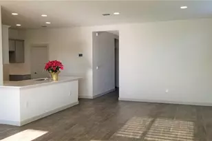 13205 Baileyfield Dr, Pflugerville, TX 78660 - Photo 4