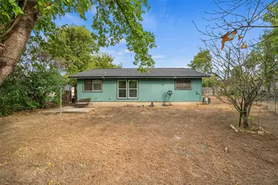 2523 E Stassney Lane, Austin, TX 78744 - Photo 24