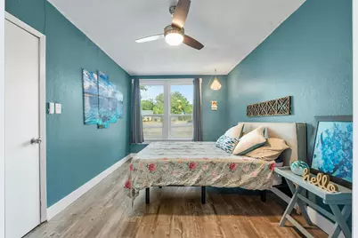 2523 E Stassney Lane, Austin, TX 78744 - Photo 16