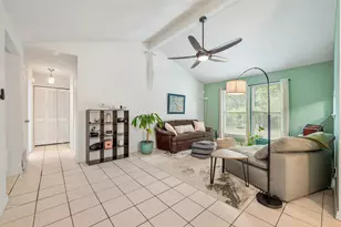 2523 E Stassney Ln, Austin, TX 78744 - Photo 4