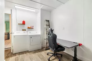 2523 E Stassney Ln, Austin, TX 78744 - Photo 20