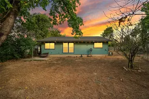 2523 E Stassney Ln, Austin, TX 78744 - Photo 32