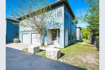 1201 Grove Boulevard #1101, Austin, TX 78741 - Photo 2