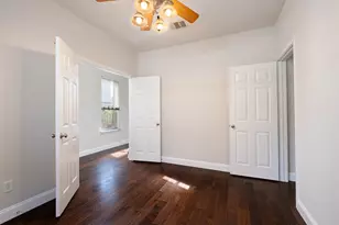 3704 Castle Rock Dr, Round Rock, TX 78681 - Photo 4