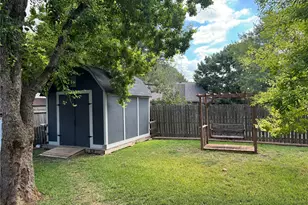291 Brian Ln, Kyle, TX 78640 - Photo 6