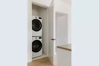 800 Embassy Drive #408, Austin, TX 78702 - Photo 30