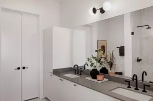 800 Embassy Dr, Austin, TX 78702 - Photo 14