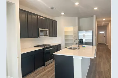 124 Stellar Wind Drive, Georgetown, TX 78628 - Photo 4