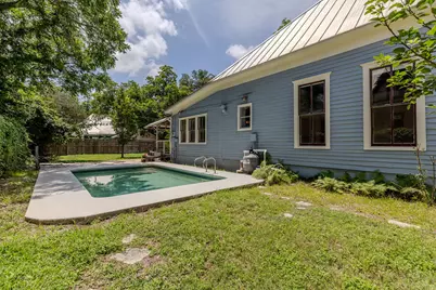 504 Gresham Street, Smithville, TX 78957 - Photo 34