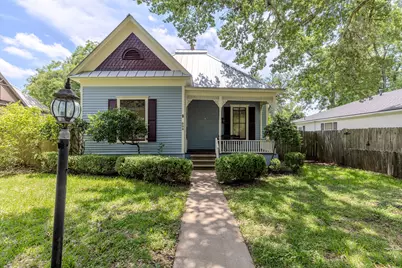 504 Gresham Street, Smithville, TX 78957 - Photo 1