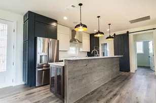 980 Sycamore Creek Dr, Dripping Springs, TX 78620 - Photo 6