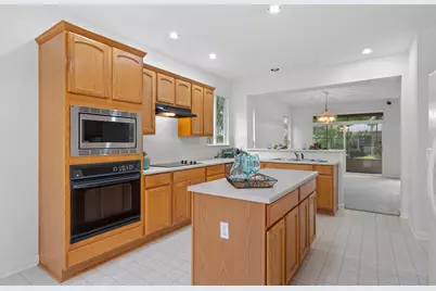 106 Ranch House Cove, Georgetown, TX 78633 - Photo 14