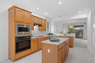 106 Ranch House Cove, Georgetown, TX 78633 - Photo 14