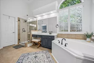 13000 Titus Ct, Austin, TX 78732 - Photo 16