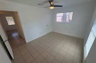 6220 Thurgood Ave, Austin, TX 78721 - Photo 16