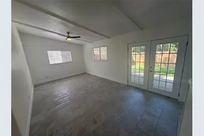 6220 Thurgood Avenue, Austin, TX 78721 - Photo 4