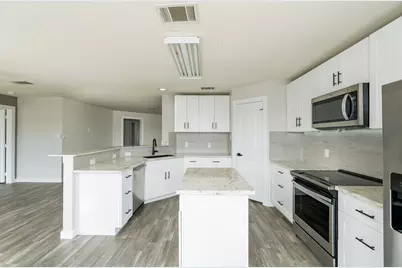 105 Sylvan Street, Hutto, TX 78634 - Photo 8