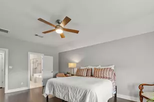 1012 S San Marcos St, Manor, TX 78653 - Photo 10