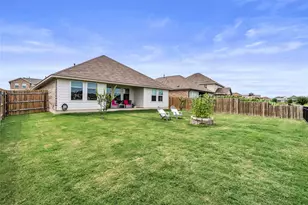 1012 S San Marcos St, Manor, TX 78653 - Photo 26