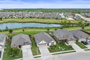 1012 S San Marcos St, Manor, TX 78653 - Photo 2