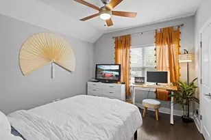 1012 S San Marcos St, Manor, TX 78653 - Photo 16