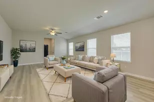 900 Main St, Hutto, TX 78634 - Photo 6