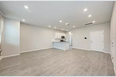 9015 Cattle Baron Path #1102, Austin, TX 78747 - Photo 6