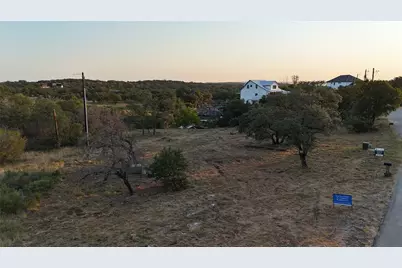 22520 S Felicia Drive, Spicewood, TX 78669 - Photo 6