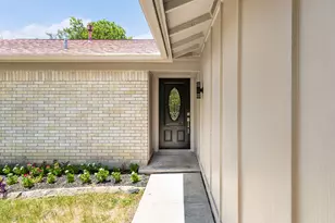10610 Berthound Dr, Austin, TX 78758 - Photo 2