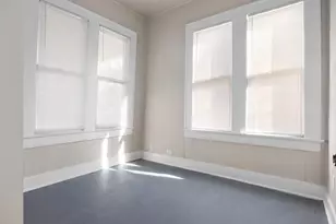 715 Porter St, Taylor, TX 76574 - Photo 4