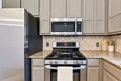 8200 Siringo Pass, Austin, TX 78749 - Photo 16