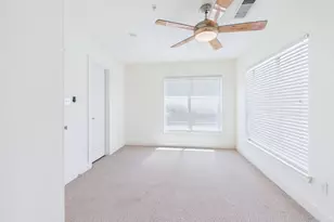 711 W 32nd St, Austin, TX 78705 - Photo 30