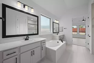 2201 Sarabanda St, Round Rock, TX 78681 - Photo 16