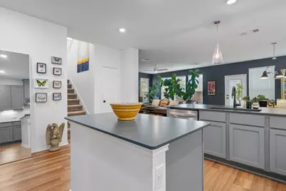 6408 Wagon Spring Street, Del Valle, TX 78617 - Photo 10