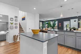 6408 Wagon Spring St, Del Valle, TX 78617 - Photo 10