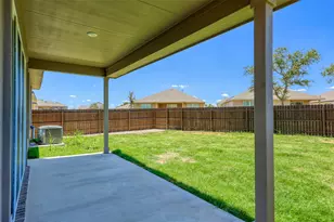 1917 Centerline Ln, Georgetown, TX 78628 - Photo 20