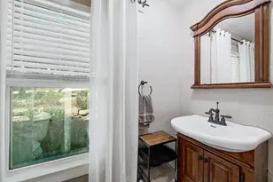 120 Buena Vista Vista, Blanco, TX 78606 - Photo 12