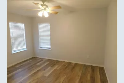 305 Blackson Avenue, Austin, TX 78752 - Photo 8