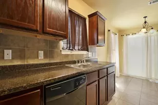 1200 Brendon Lee Lane, Georgetown, TX 78626 - Photo 8