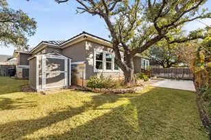 711 CHINKAPIN DR, Fredericksburg, TX 78624 - Photo 28