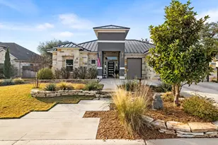 711 CHINKAPIN DR, Fredericksburg, TX 78624 - Photo 1