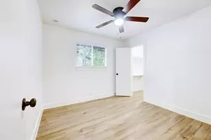 11417 Ptarmigan Dr, Austin, TX 78758 - Photo 6