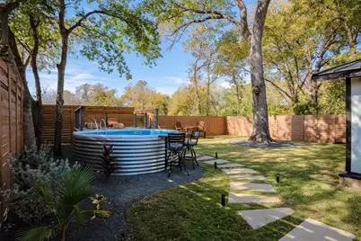 1006 Cherico Street, Austin, TX 78702 - Photo 24