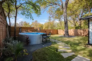 1006 Cherico St, Austin, TX 78702 - Photo 24