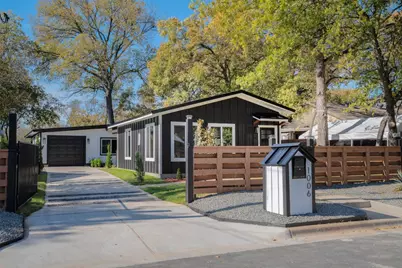 1006 Cherico Street, Austin, TX 78702 - Photo 2