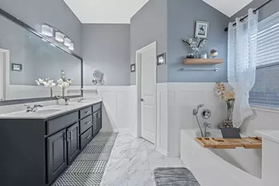 150 Manchester Lane, Austin, TX 78737 - Photo 12