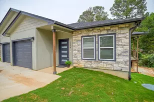 123 S Kanaio Dr, Bastrop, TX 78602 - Photo 22